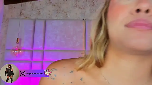 AlessiaLondon webcam