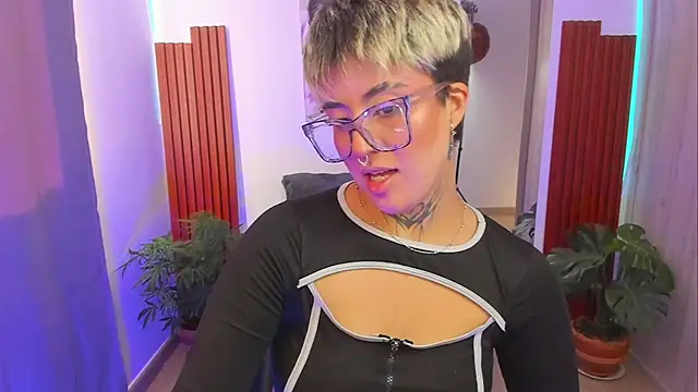 Rebeka-baker webcam