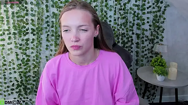 Neelly_Collins webcam