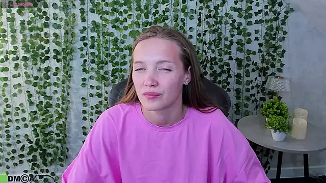 Neelly_Collins webcam