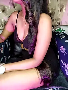 sassy__zaraa webcam