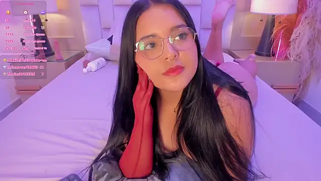 Laurentt__ live cam on StripChat
