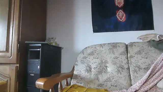 ExquisiteMature webcam