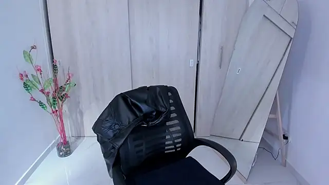 Adele_Sweett webcam