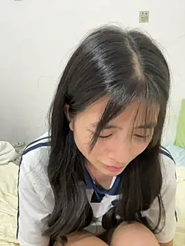 yiyiya520 webcam