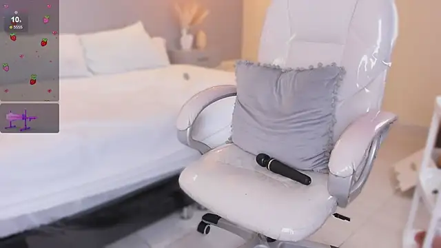 AnahinClar live cam on StripChat