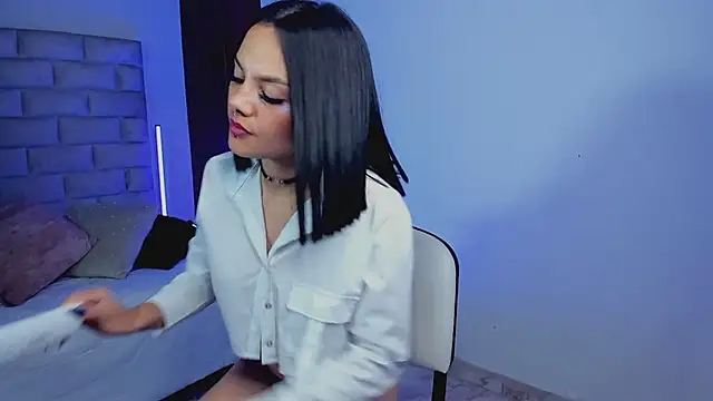 HollyGrey_ webcam
