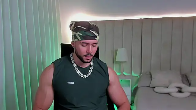 leo_king7 live cam on StripChat