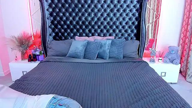 Rebecca_Diamond webcam