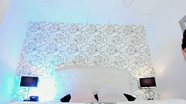 Venusandrea29 webcam