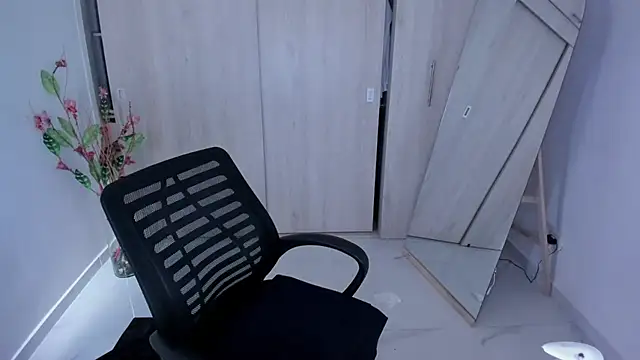 Adele_Sweett webcam