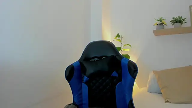 bella_99_ webcam