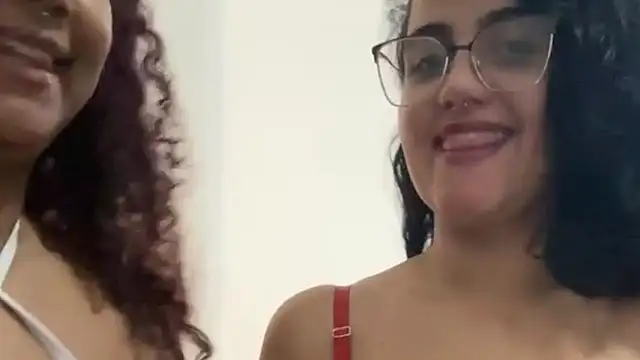manu_alves live cam on StripChat