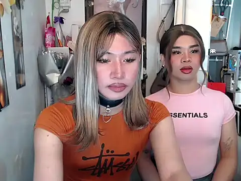 Horny_HoneyX live cam on StripChat