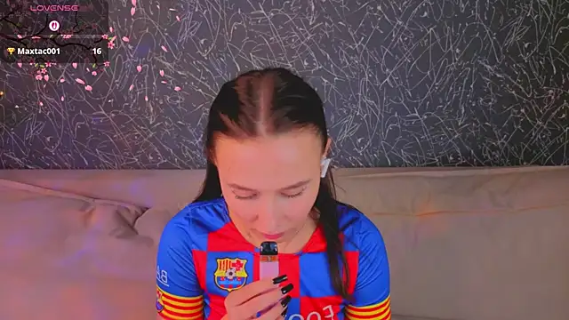 _Kiki_angelll_ webcam