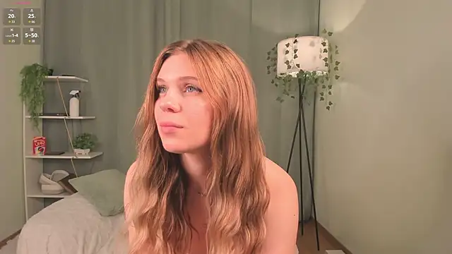 LisaGinder webcam