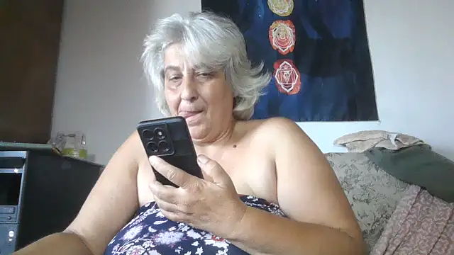 ExquisiteMature webcam