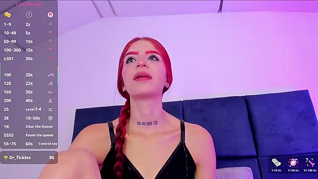 april_jones05