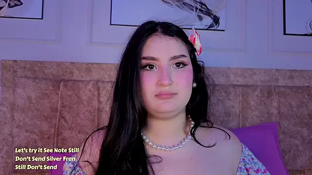 zoe_moon__ webcam