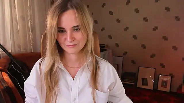 MiaSparkes webcam
