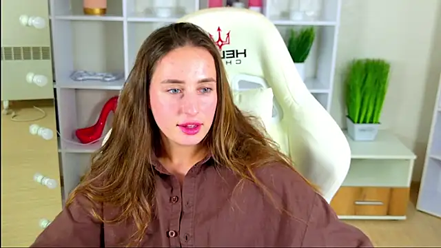 NadinnL webcam