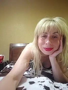 SelinaLovqx webcam