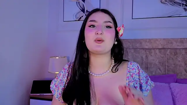 zoe_moon__ webcam