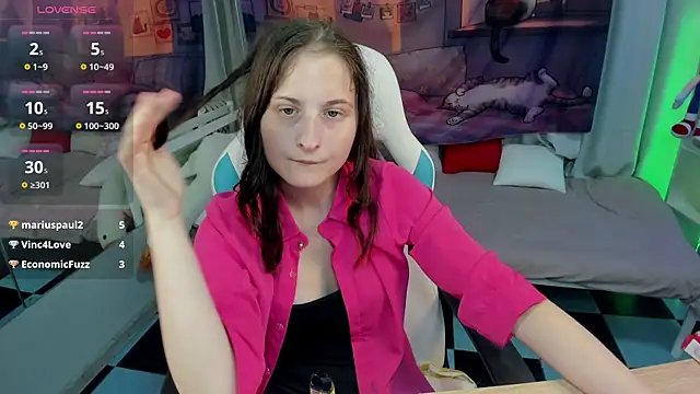 KiraDuvall webcam