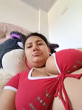 Sara_y_Amy Live Webcam on Stripchat