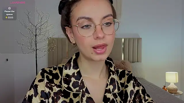 Real_cutie1 webcam
