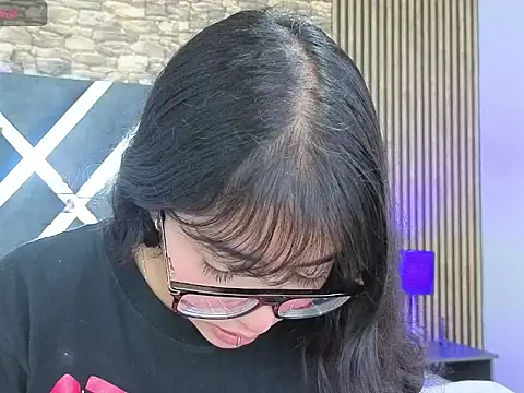 Amy_channel webcam