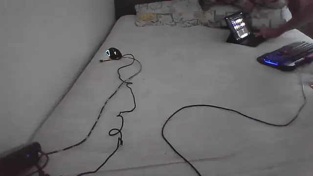 HotwifeAvcisiOlgunAdam webcam