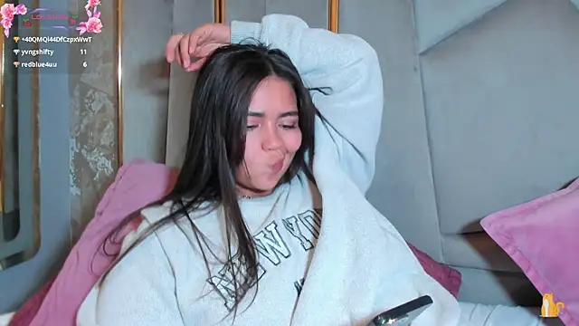 KimDevinne webcam