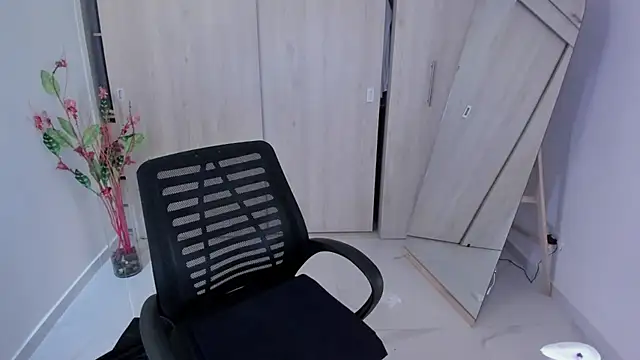 Adele_Sweett webcam