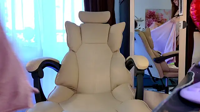 MissClairDeLune webcam