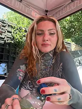 AlexandraWildd Live Webcam on Stripchat