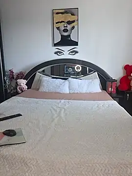 AvaKlein live cam on StripChat