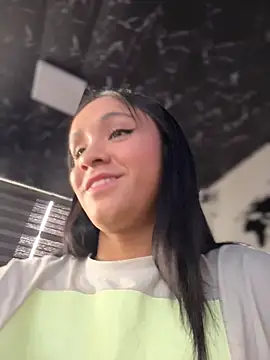 Isabella-Teen webcam