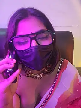 callmeshreya webcam