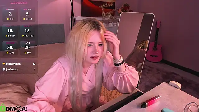 nude web cam Kikipeach