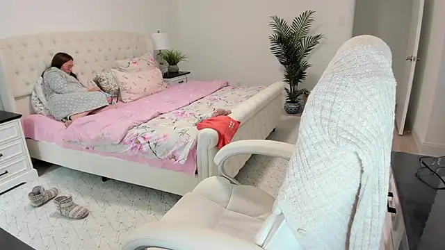 Vika73 webcam
