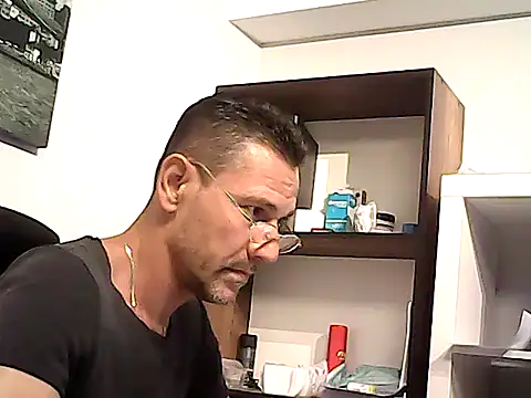 mastercharisma35 webcam
