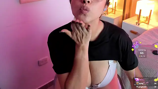 Roxy_clark webcam