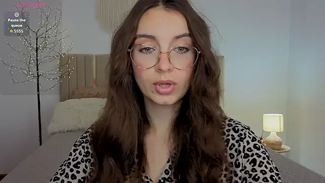 Real_cutie1 webcam