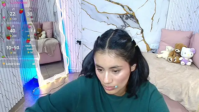 PEACHY_TAY webcam