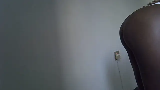 AishaBashilah webcam