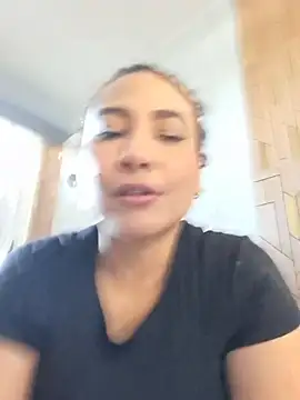 JuliRamirez webcam