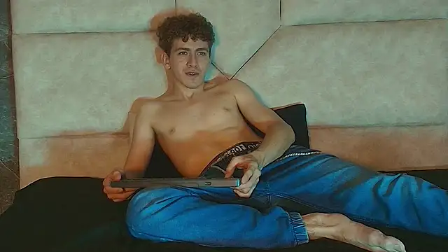 Tyler_Mcrey webcam