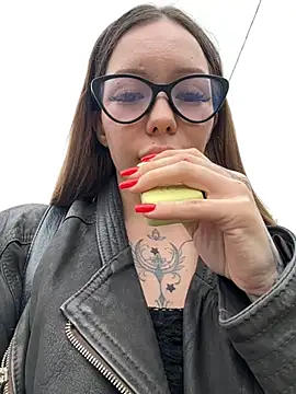 babydolll live cam on StripChat