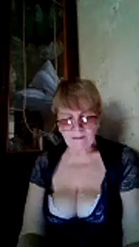 SophieBurns live cam on StripChat